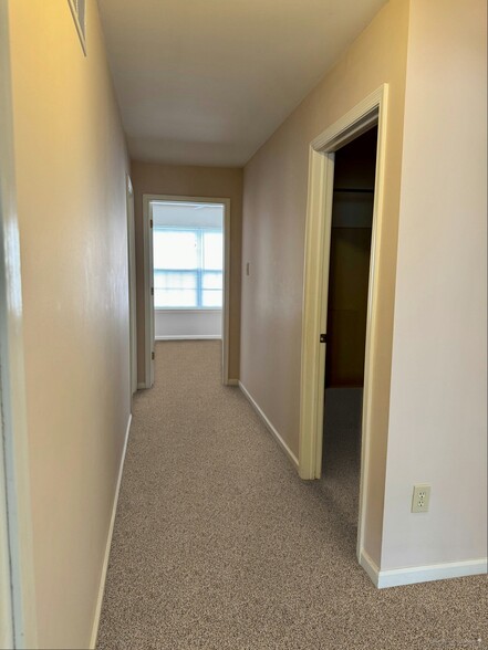 Upstairs Hallway - 201 Riverwoods Dr