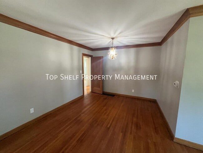 Building Photo - 2809 43rd St