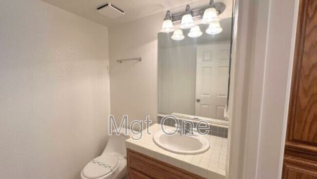 Building Photo - 1294 Baylor Pl