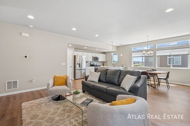 Building Photo - 7446 Marbled Wood Pt
