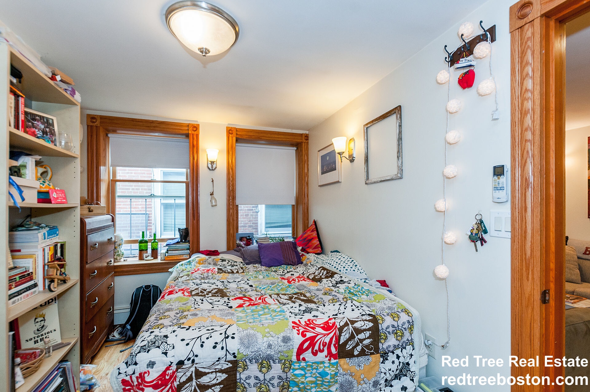 Building Photo - 39 Charles St