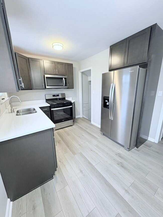 Building Photo - Newly Renovated 3BR 2BA Home w/ Garage + Washer/Dryer in the heart of Wickliffe, OH.