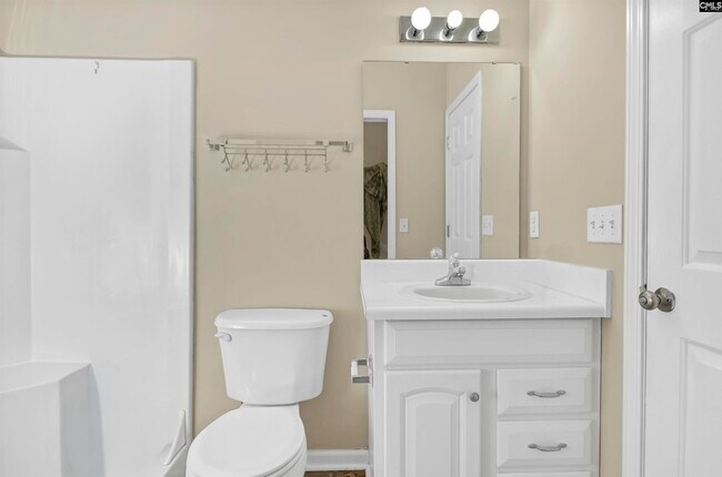 Building Photo - 28 Tall Palmetto Ln