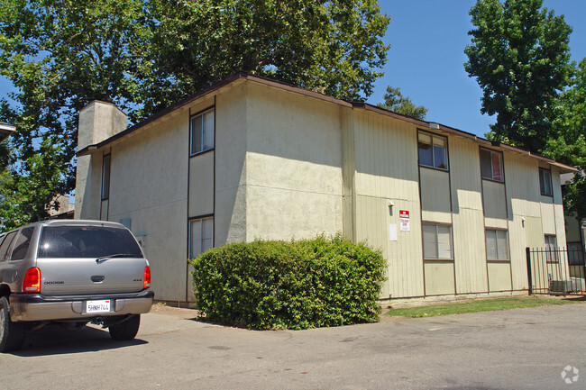 Primary Photo - Beechwood Commons