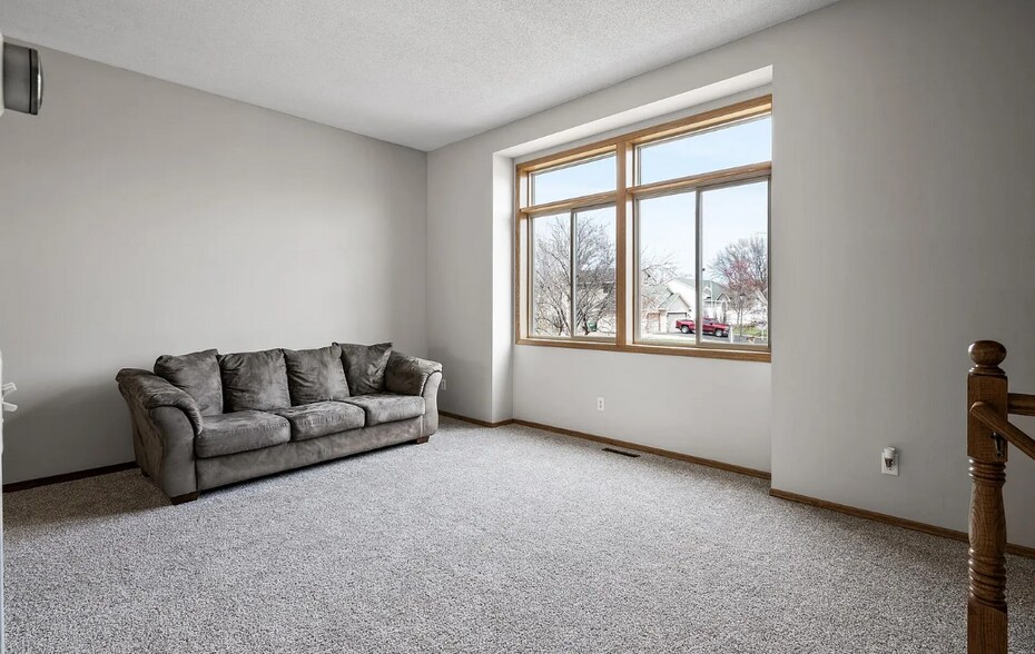 Building Photo - 15294 Avocet St NW