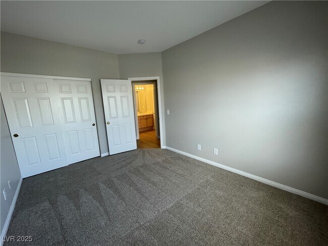 Building Photo - 8463 Antique Cameo Ave