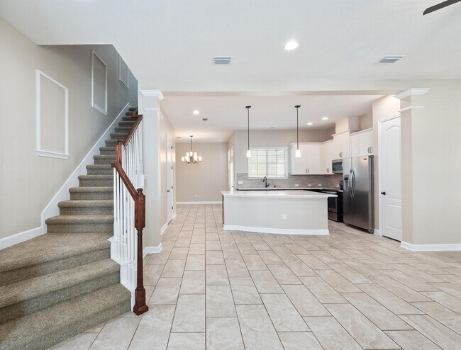 Building Photo - 1442 Resolute St