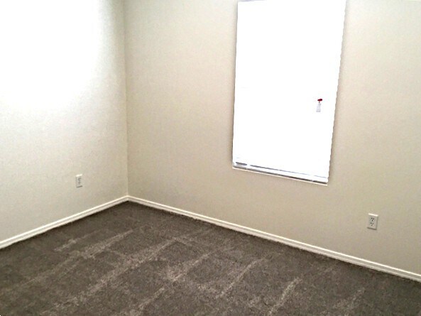 Building Photo - 9707 W Brogan Dr