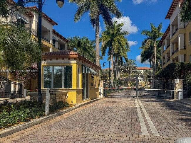 Building Photo - 16101 Emerald Estates Dr