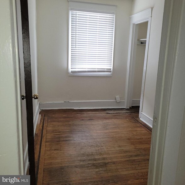 Building Photo - 5581 Blakemore St