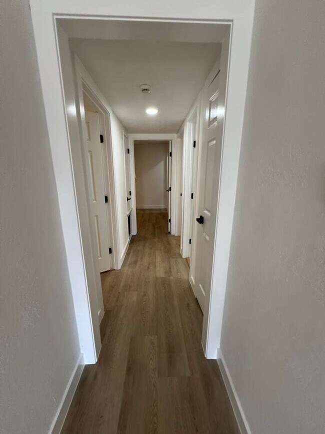Building Photo - BEAUTIFUL HOME IN HOUSTON. MOVE IN READY!.