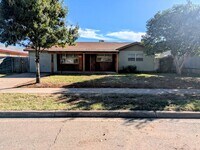 Building Photo - 129 Circle Dr