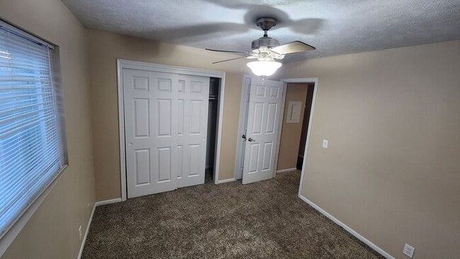 Building Photo - 707 N 90th St