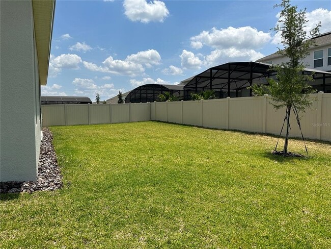 Building Photo - 15161 Lake Bessie Loop