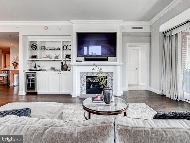 Building Photo - 801 Key Hwy