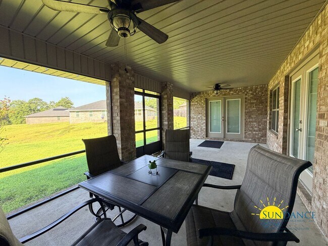 Building Photo - 5722 Marigold Loop