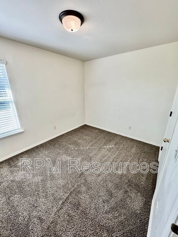 Building Photo - 8024 NW 74th St