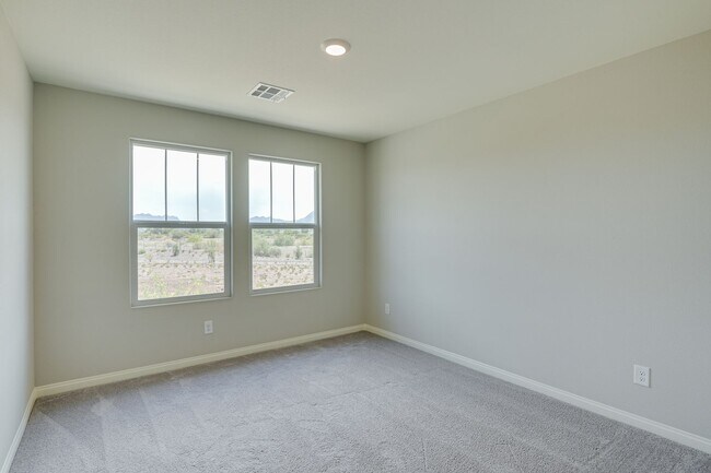 Building Photo - BEAUTIFUL 4BEDROOM 2.5 BATH HOME IN CADENCE * COMING SOON *