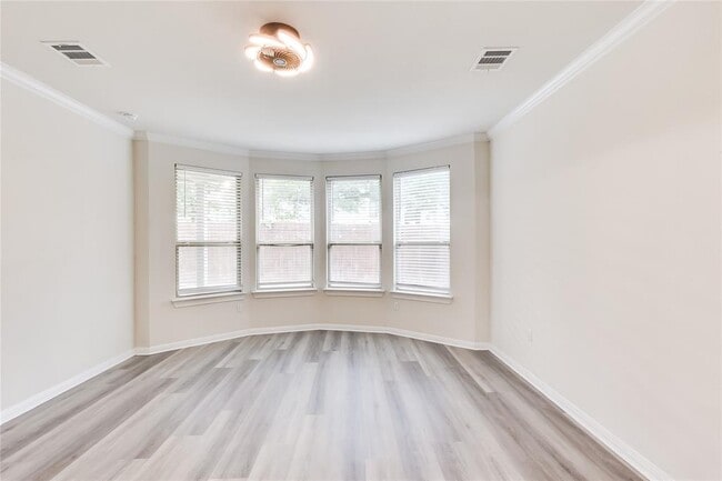 Building Photo - 14202 Alloro Dr