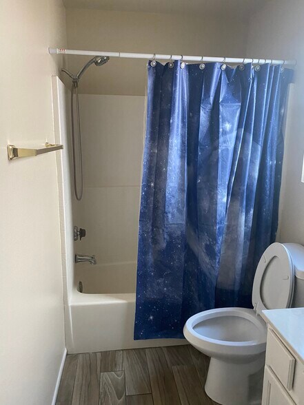 Building Photo - 15641 N 63rd Way