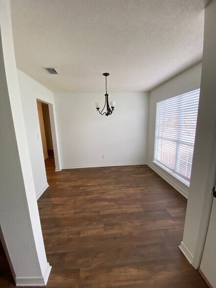 Building Photo - 11892 Yellowhammer Ct