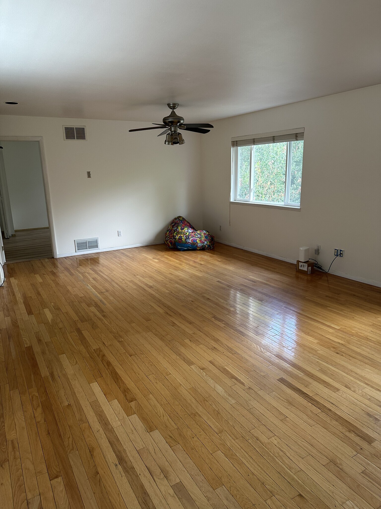 Building Photo - 2623 Sherwood Cir