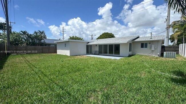 Building Photo - 5510 NE 18th Ave
