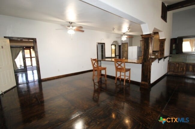 Building Photo - 2809 Connell St