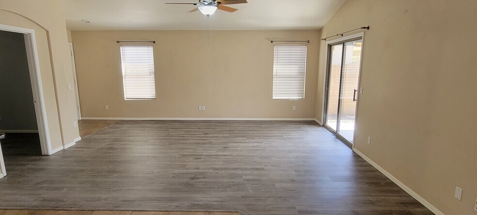 Living Room - 4181 E Sundance Ave