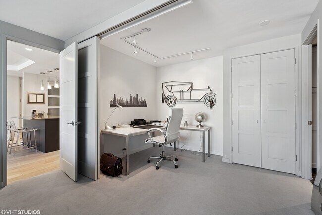 Building Photo - 535 N Michigan Ave