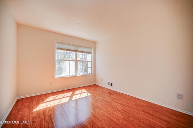 Building Photo - 214 Paddington Ct