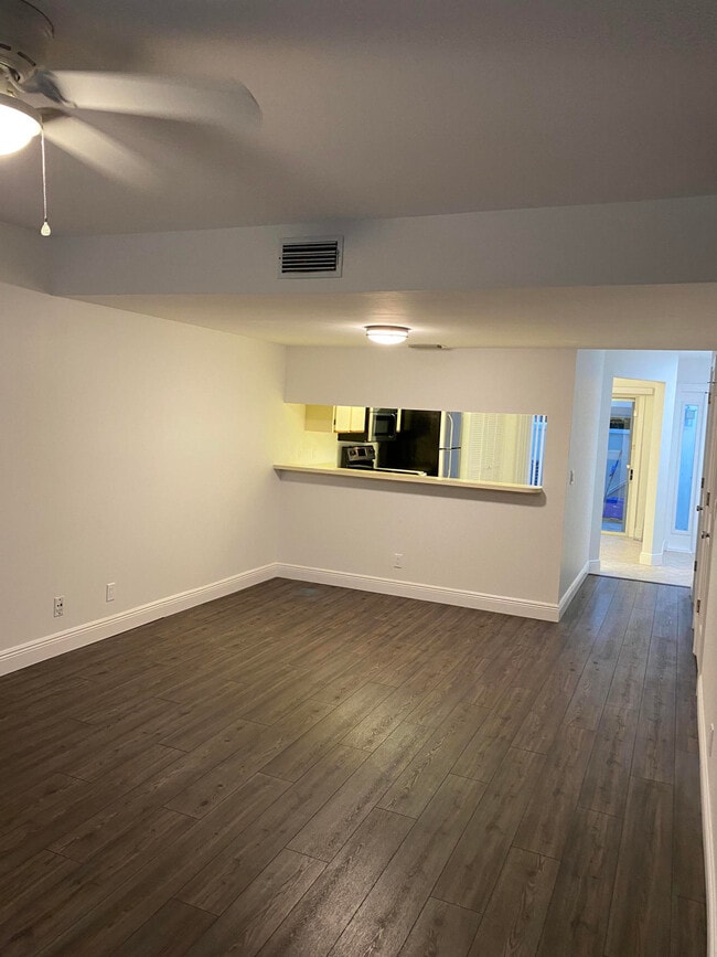 Building Photo - 6183 Riverwalk Ln