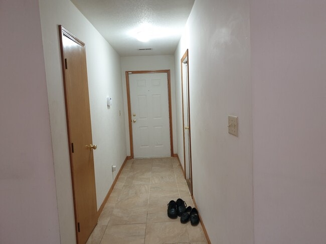 Building Photo - 2811 Winterbrook Cir