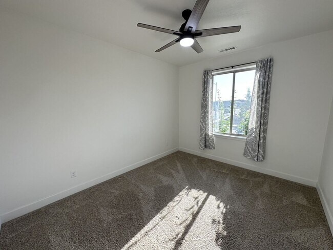 Building Photo - Updated 3-Bedroom Home with Major Upgrades for Lease – $2,800/mo