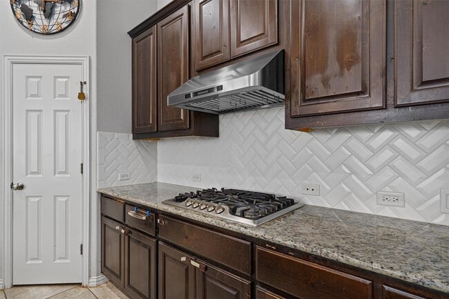 Building Photo - 138 Drury Ln