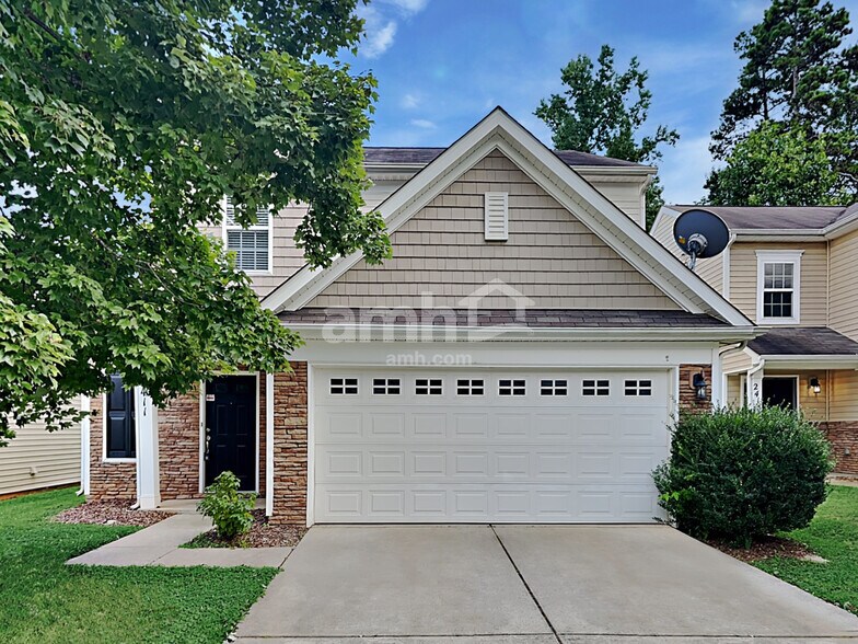 Primary Photo - 2411 Cairns Mill Ct