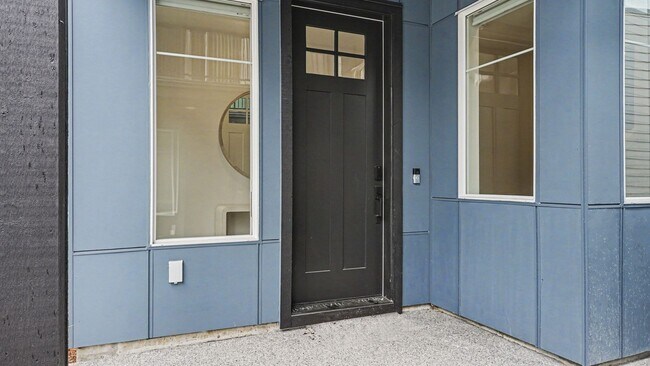Building Photo - 626 164th St SW