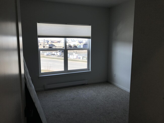 Building Photo - 2430 Tschache Ln