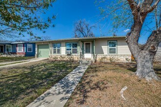 Building Photo - CHARMING MID-CENTURY HOME IN DELLVIEW