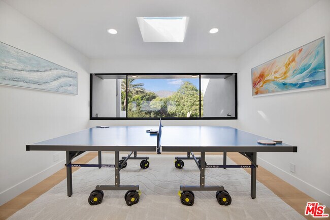 Building Photo - 30020 Morning View Dr