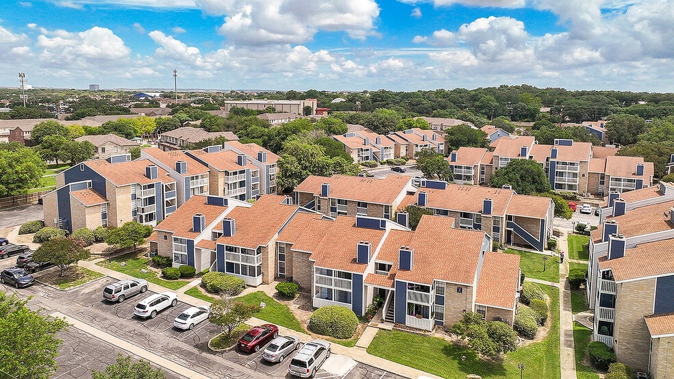 DJI_20260601134830_0216_D - Stoneleigh Apartments