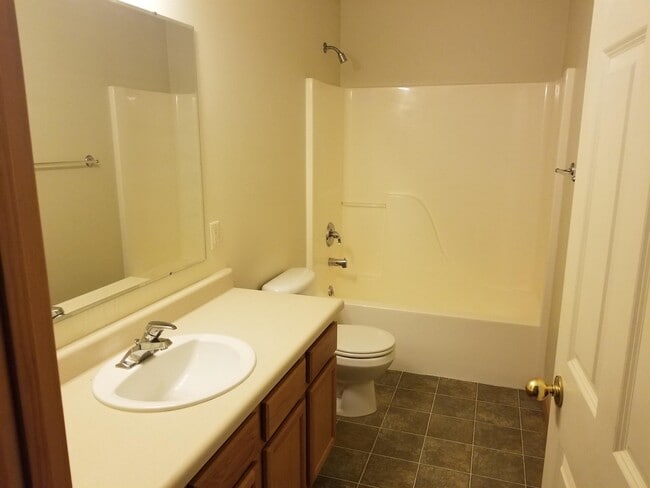 Building Photo - 808 N 3rd Ave