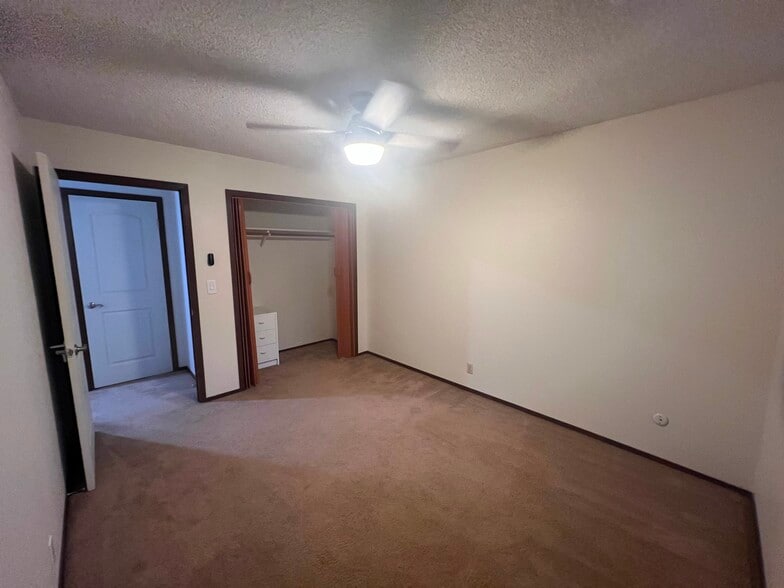 Building Photo - 4410 Hampton Ct