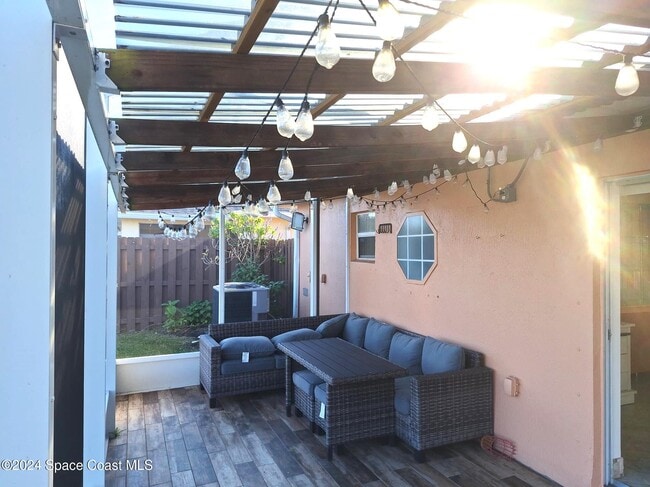 Building Photo - 4550 Bellaluna Dr