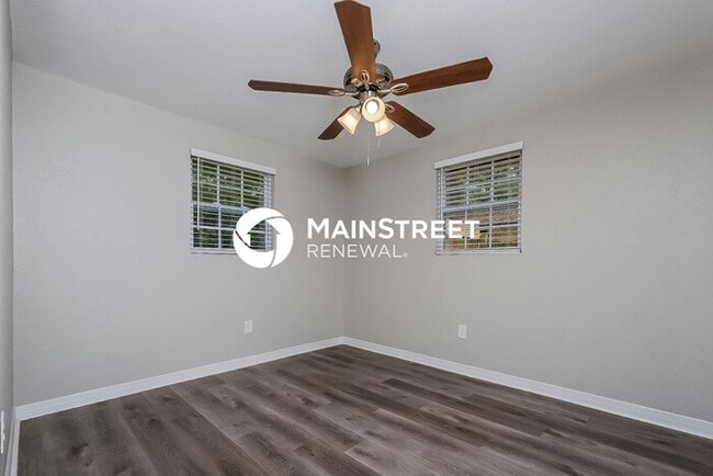 Building Photo - 3 Bedroom Pet-Friendly Home in New Port Richey, FL with Main Street Renewal