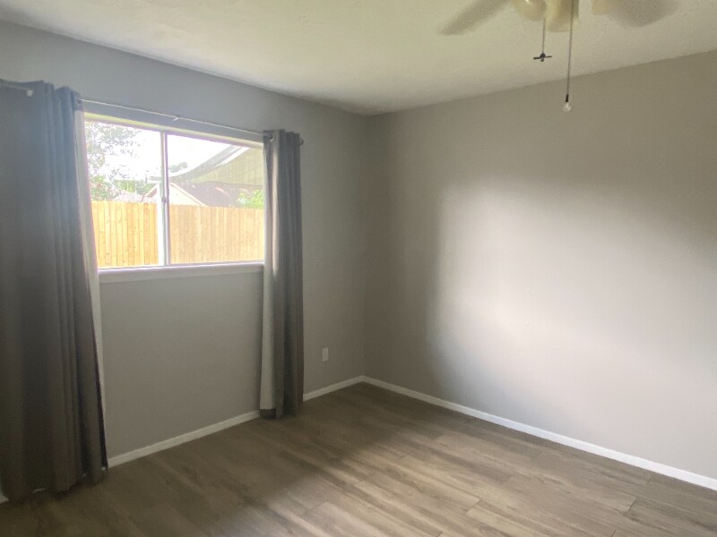 Building Photo - 15322 E Hampton Cir