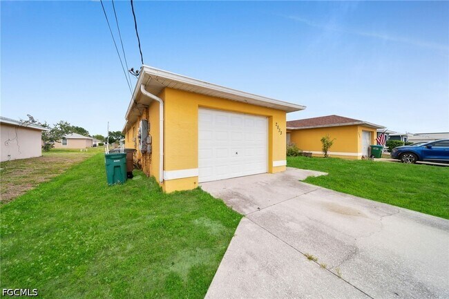 Building Photo - 2033 Andalusia Blvd