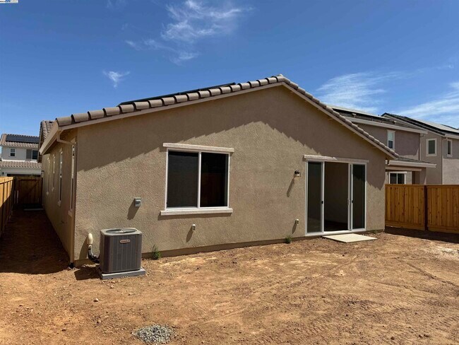 Building Photo - 3040 Red Canard Wy
