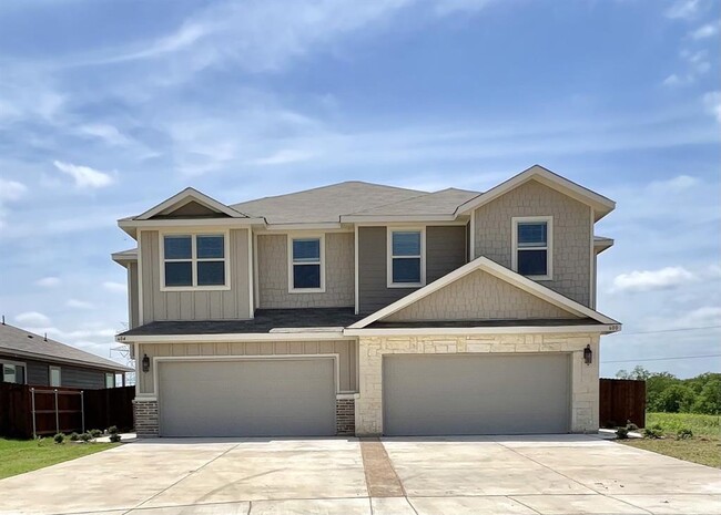 Building Photo - 600 Harvest Moon Dr