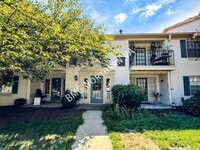 Building Photo - 5819-E Rexford Dr-